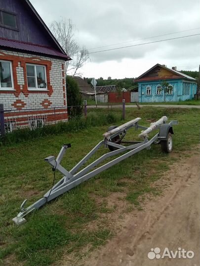 Лодочный прицеп