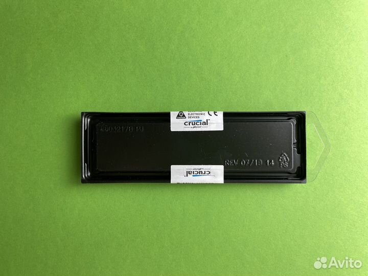 DDR3 1600 MHz 4GB Crucial dimm для пк новая