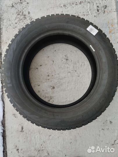 Pirelli Formula Ice 215/60 R17 100T