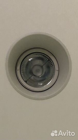 Светильник встраиваемый