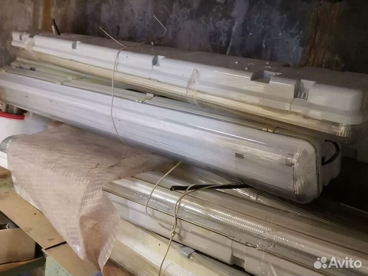 Светильники Армстронг бу