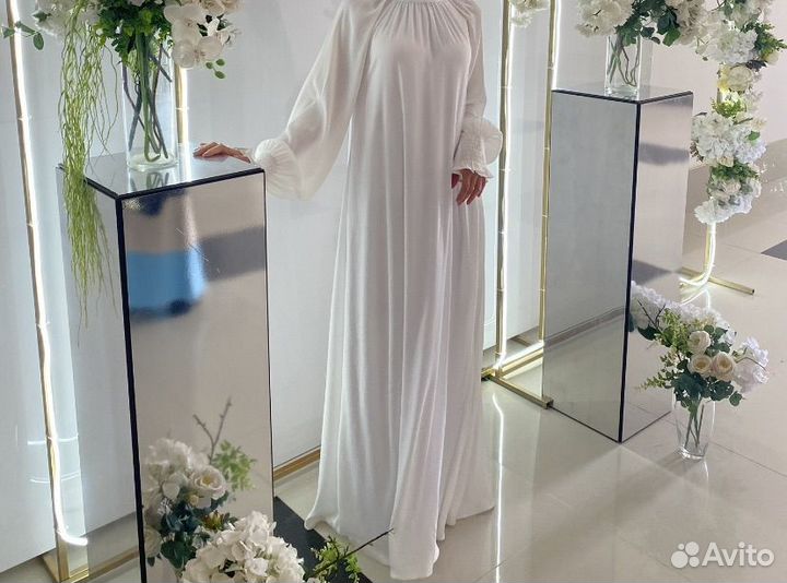 Вечернее платье 44