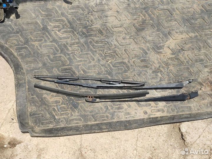 Поводки дворников ford escort 5