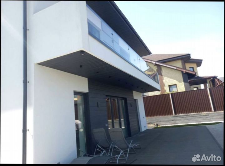 Стеклянные перила для лестниц