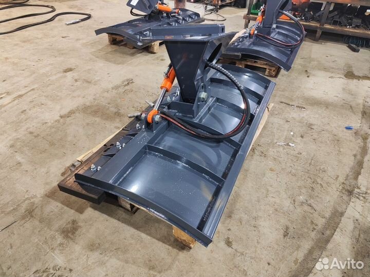 Отвал 1600 мм мех для Bucher CityCat 2020