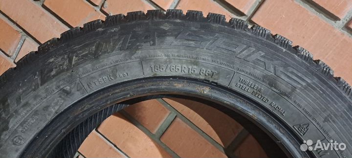 Nitto Therma Spike 185/65 R15 88