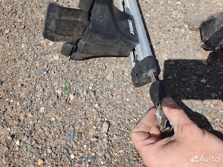 Рейлинги thule с креплениями