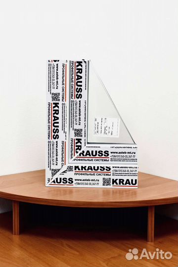 Дверь пластиковая входная