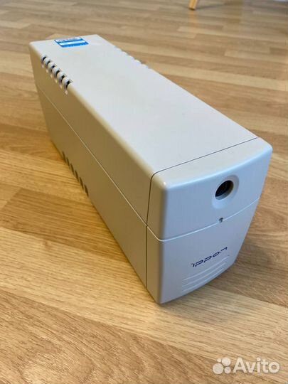 Ибп UPS ippon Back Power Pro 700