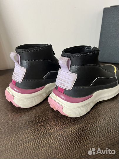 Кроссовки ботинки