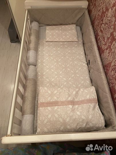 Детская кроватка с мягкими боками