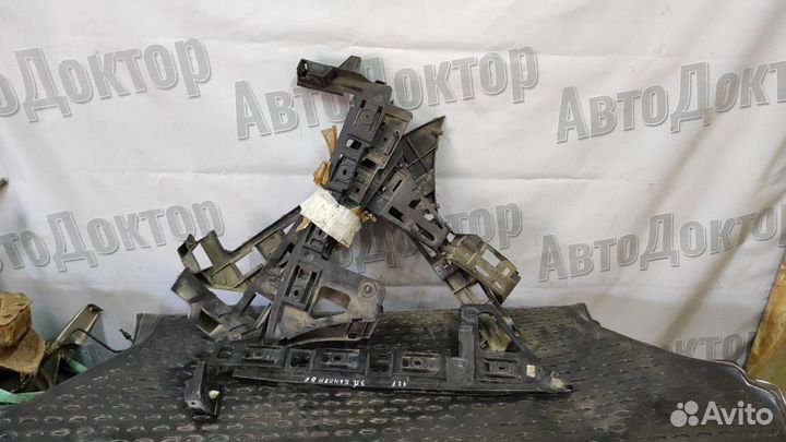 Кронштейн крепления бампера Volkswagen Passat B6