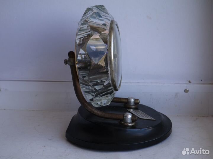 Часы настольные Маяк