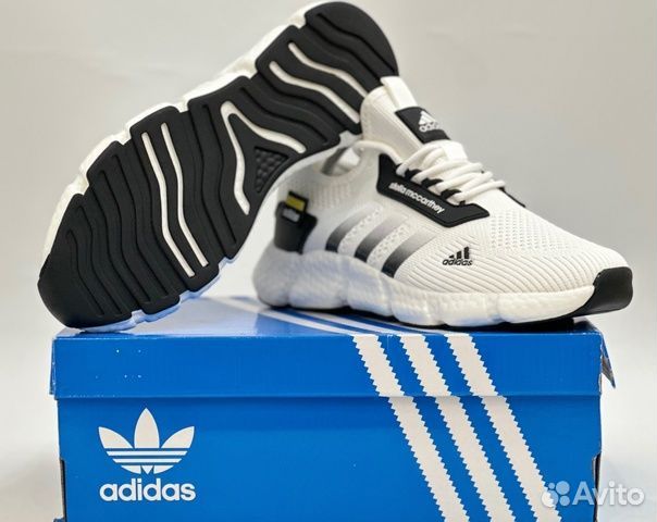 Новые кроссовки adidas