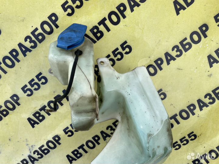 Бачок омывателя Audi A4