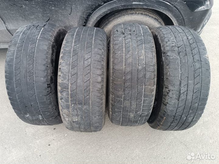 Goodyear Wrangler HP All Weather 265/65 R17