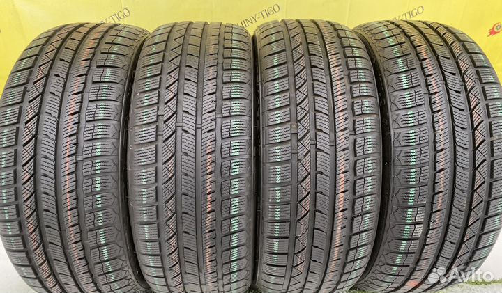 Momo North Pole W2 205/45 R17 88V