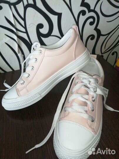 Кеды для девочки новые