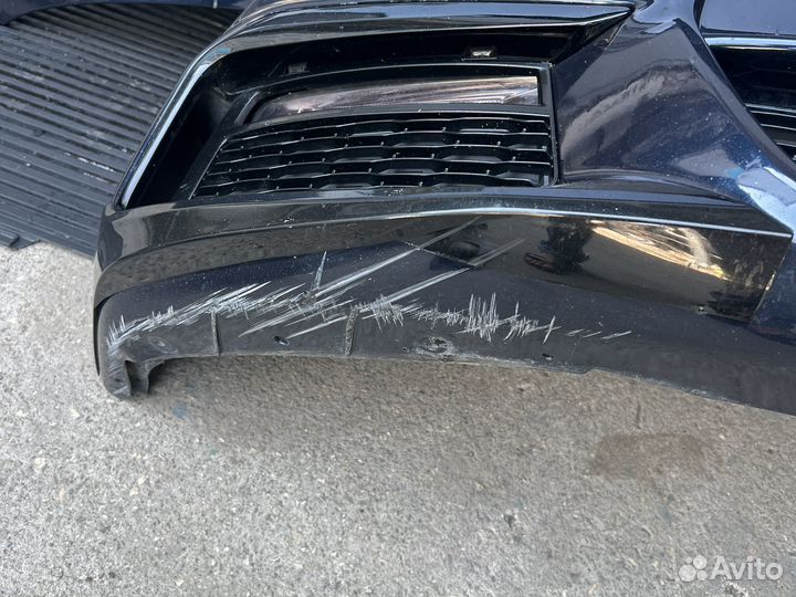 Передний бампер на bmw 5 g30 m пакет