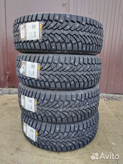 Pirelli Formula Ice 215/55 R17 98T