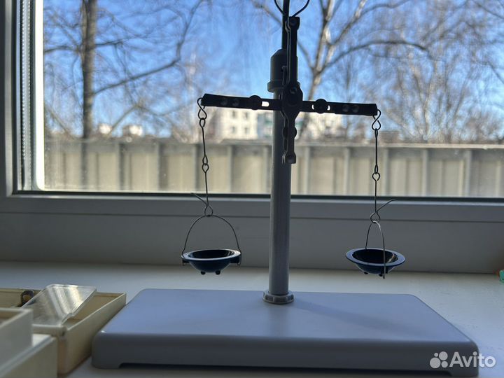 Весы аптекарские