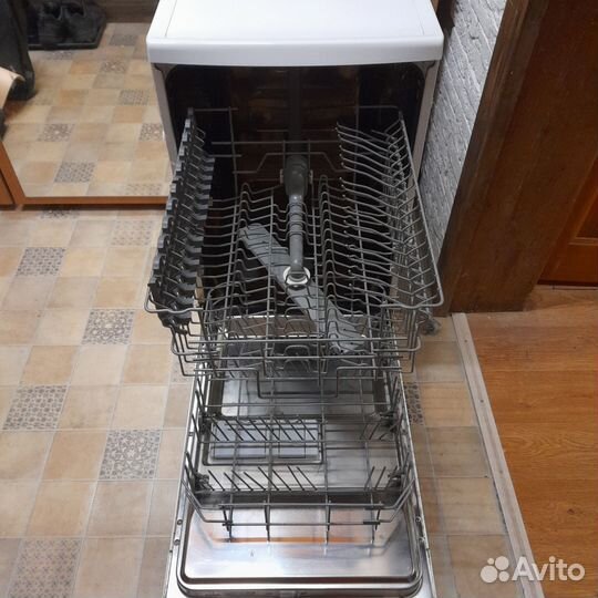 Посудомоечная машина Electrolux 45