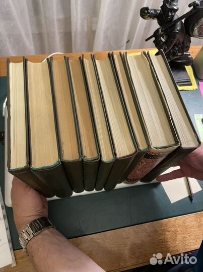 Литературные памятники серия