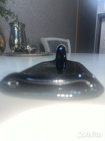 Тарелка бутылка сервировочная