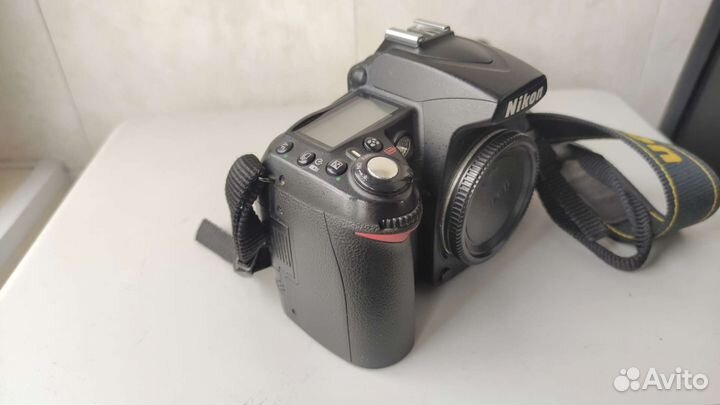 Nikon D90 body (пробег 25 тыс кадров)