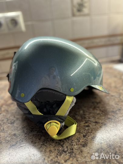 Шлем горнолыжный