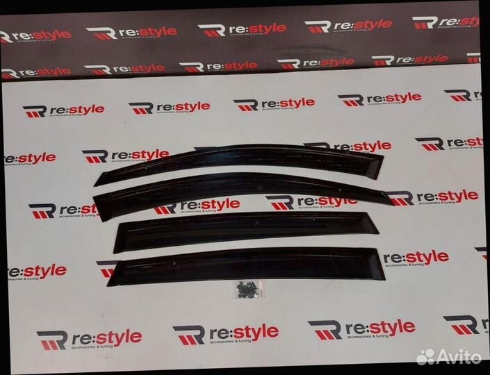 Ветровики Toyota Rav4 XA40 2012-2019 Y921