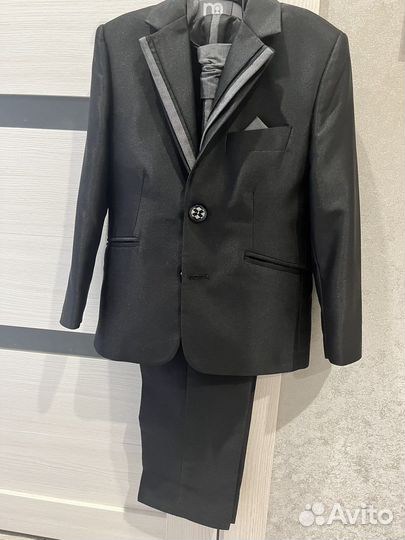 Костюм тройка для мальчика