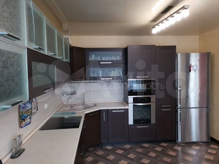 3-к. квартира, 101,5 м², 10/10 эт.