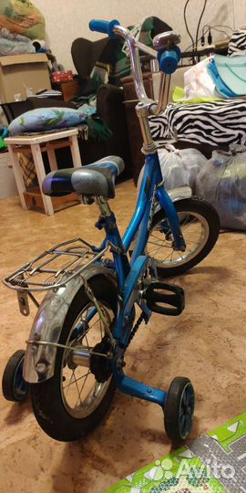 Детский четырехколëсный велосипед