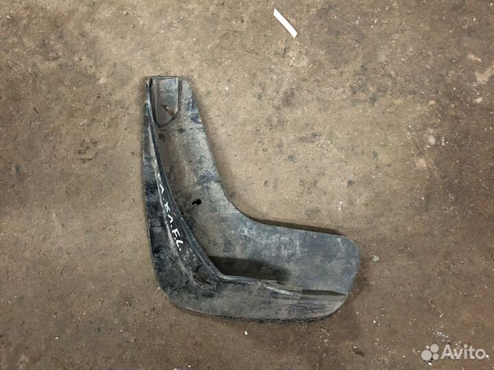 Nissan almera classic брызговик