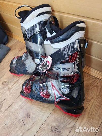 Горнолыжные ботинки atomic разм. 26.0- 26.5