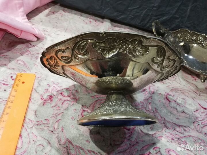 Вазочка-конфетница.Сахарница.Сухарница