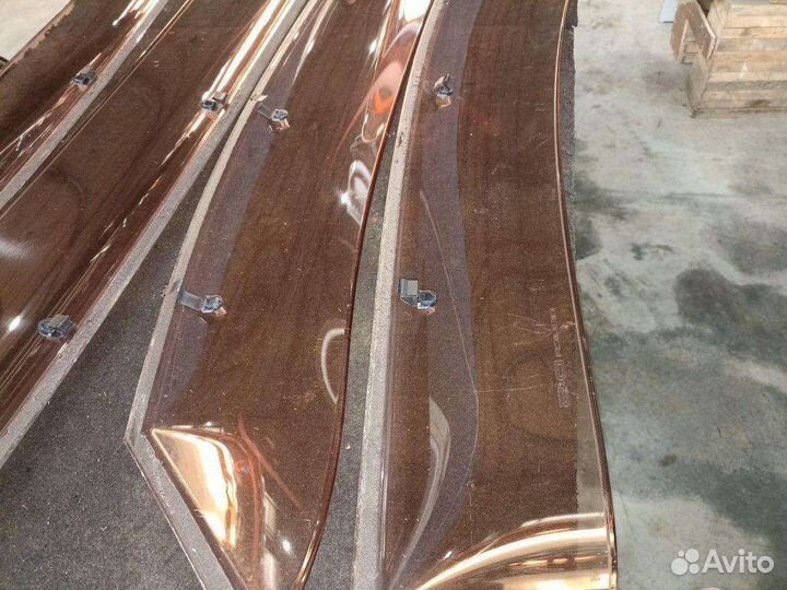 Дефлекторы ветровики delika d5