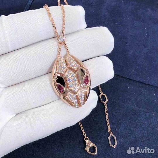 Колье из золота Serpenti 1,33ct с рубелитом