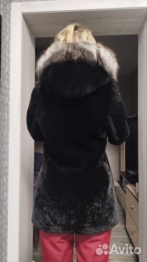 Шуба мутоновая с чернобуркой