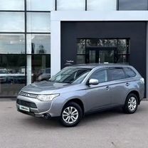 Mitsubishi Outlander 2.0 CVT, 2013, 189 322 км, с пробегом, цена 1 299 000 руб.