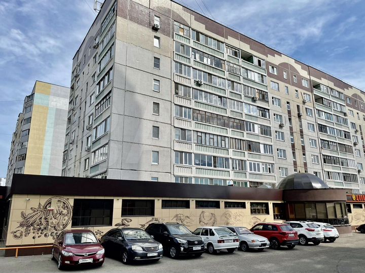 4-к. квартира, 96 м², 8/9 эт.