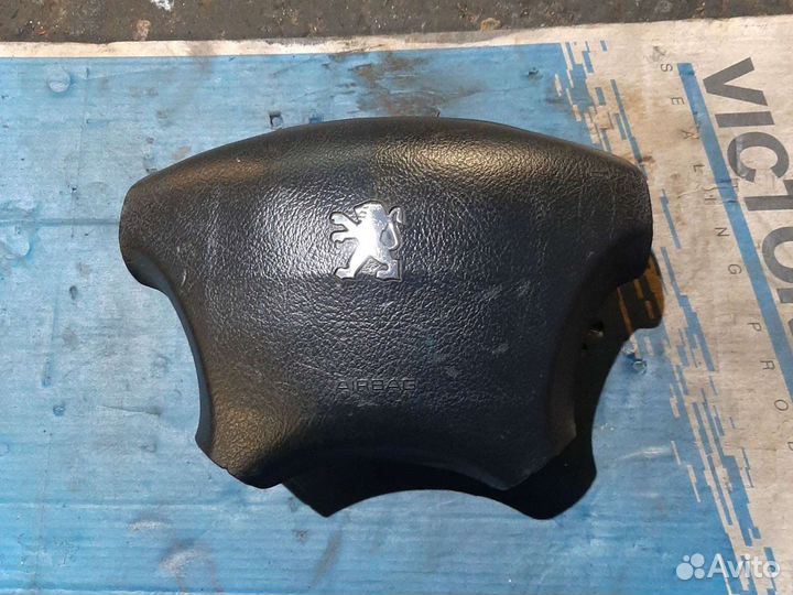 Подушка безопасности Пежо 407