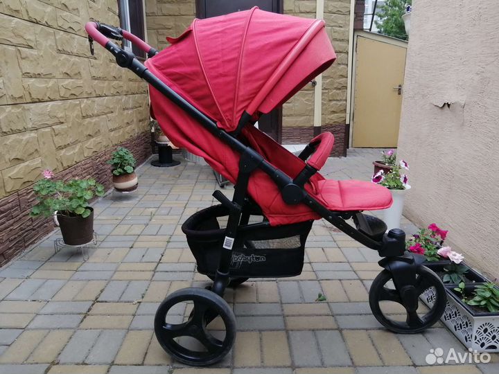 Прогулочная коляска babyton trio