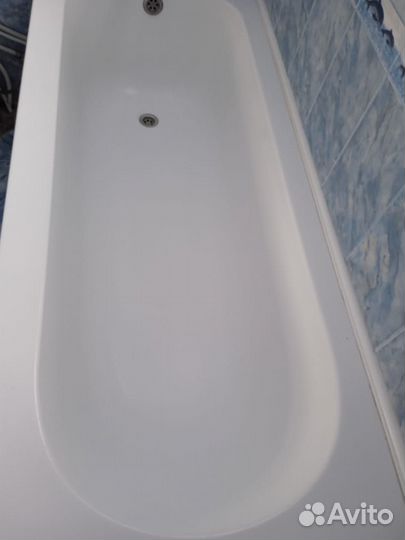 Ванна акриловая