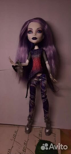 Кукла Монстер Хай Спектра Вондергейст