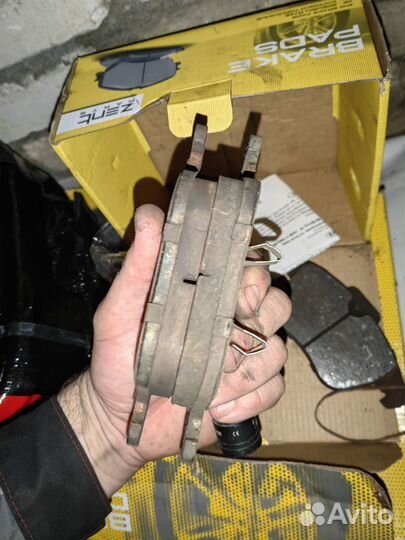 Комплект 300 тормозов ford