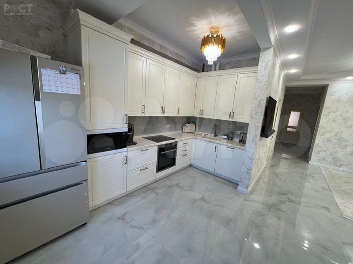 3-к. квартира, 93,3 м², 6/9 эт.