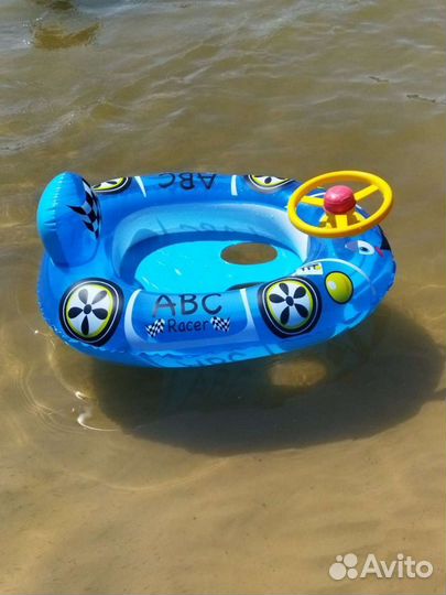 Детский надувной круг - машинка