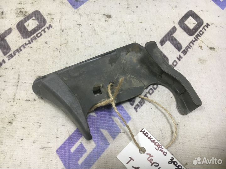 Накладка заднего левого сиденья Чери Тигго Т11